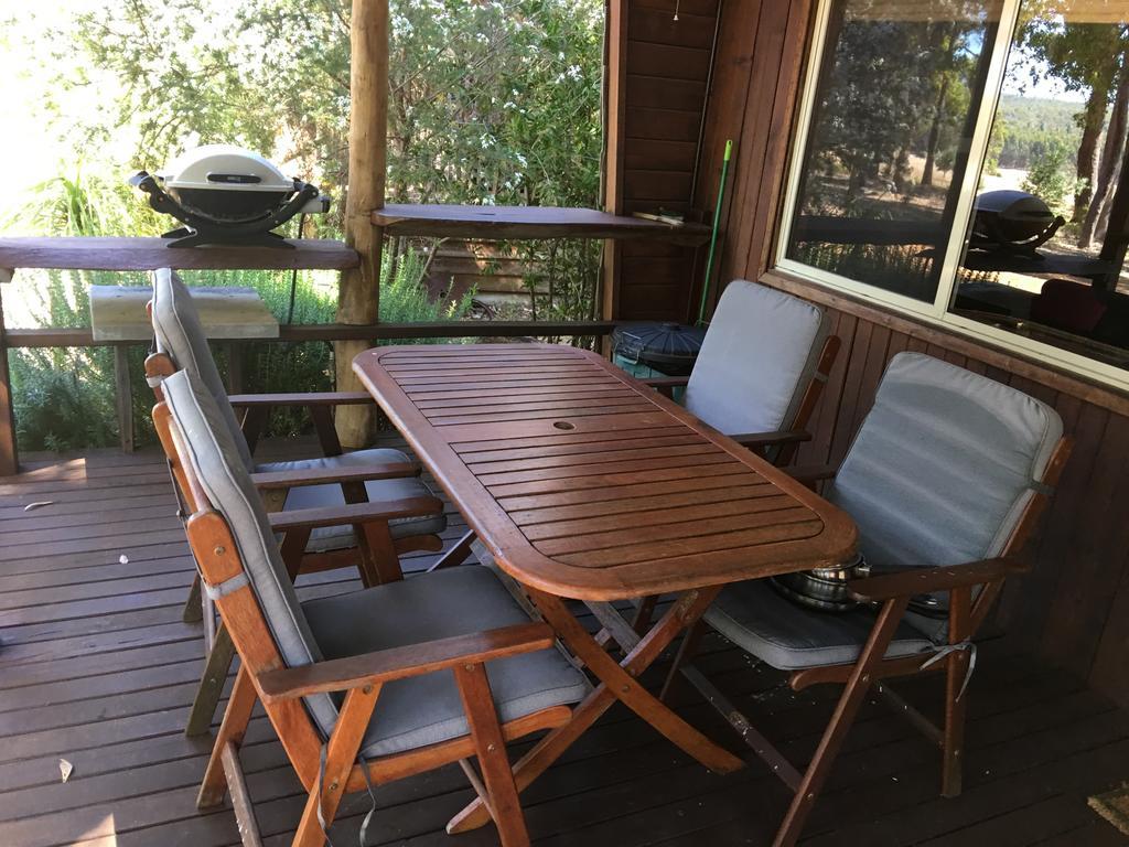 Jarrah Glen Cabins Нанъп Екстериор снимка